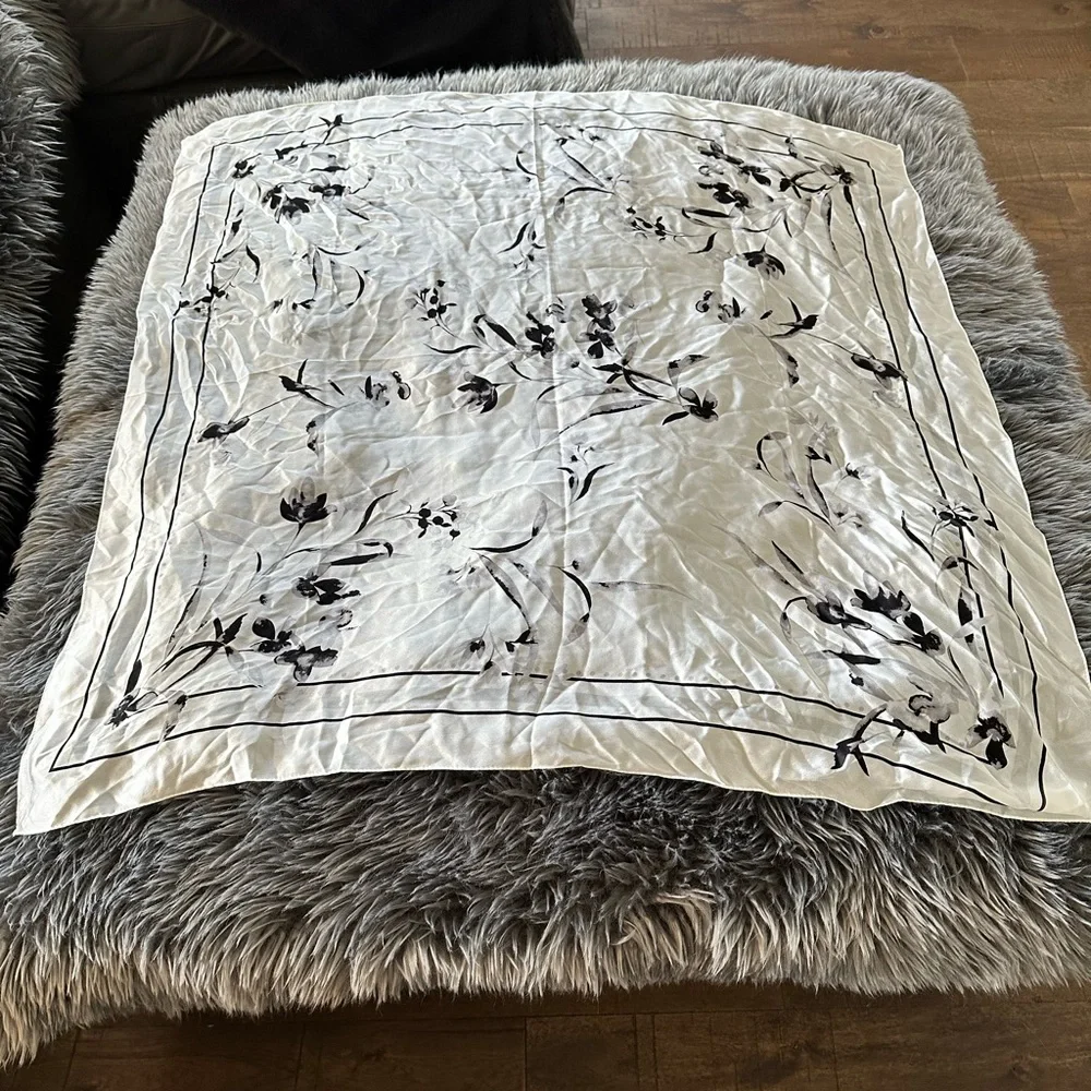 Silky scarf